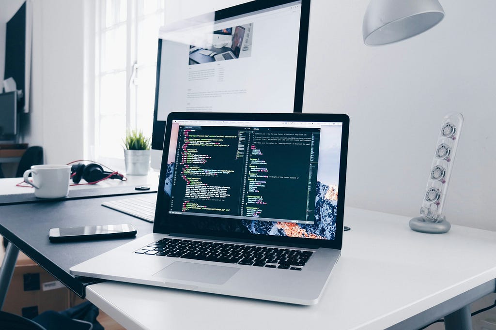 Session vs JWT: I Switched and Halved My Server Costs